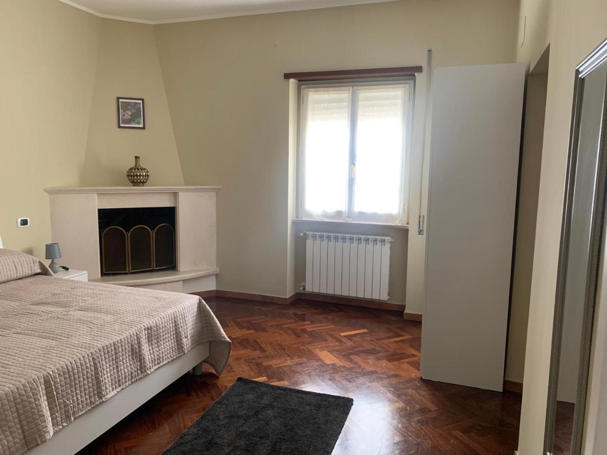 Vittoria Apartman Celano Kültér fotó